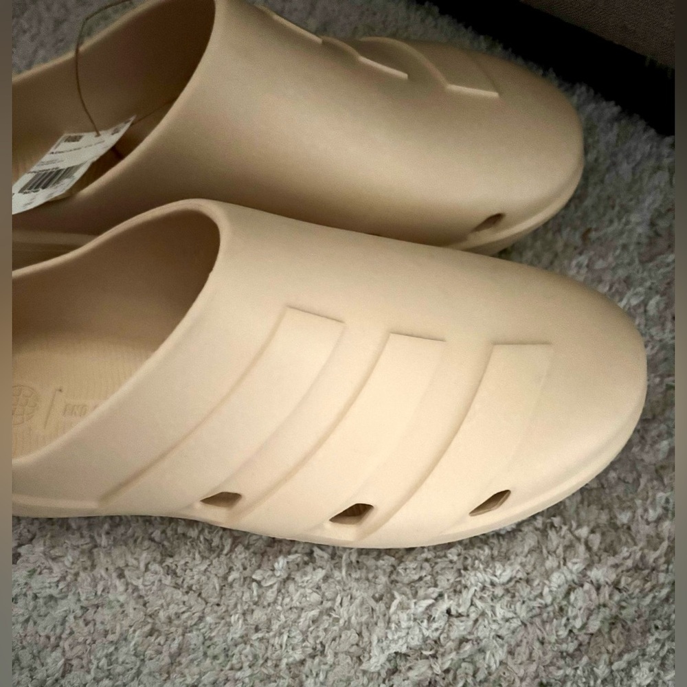ADIDAS Adicane Clogs - Picture 6 of 6